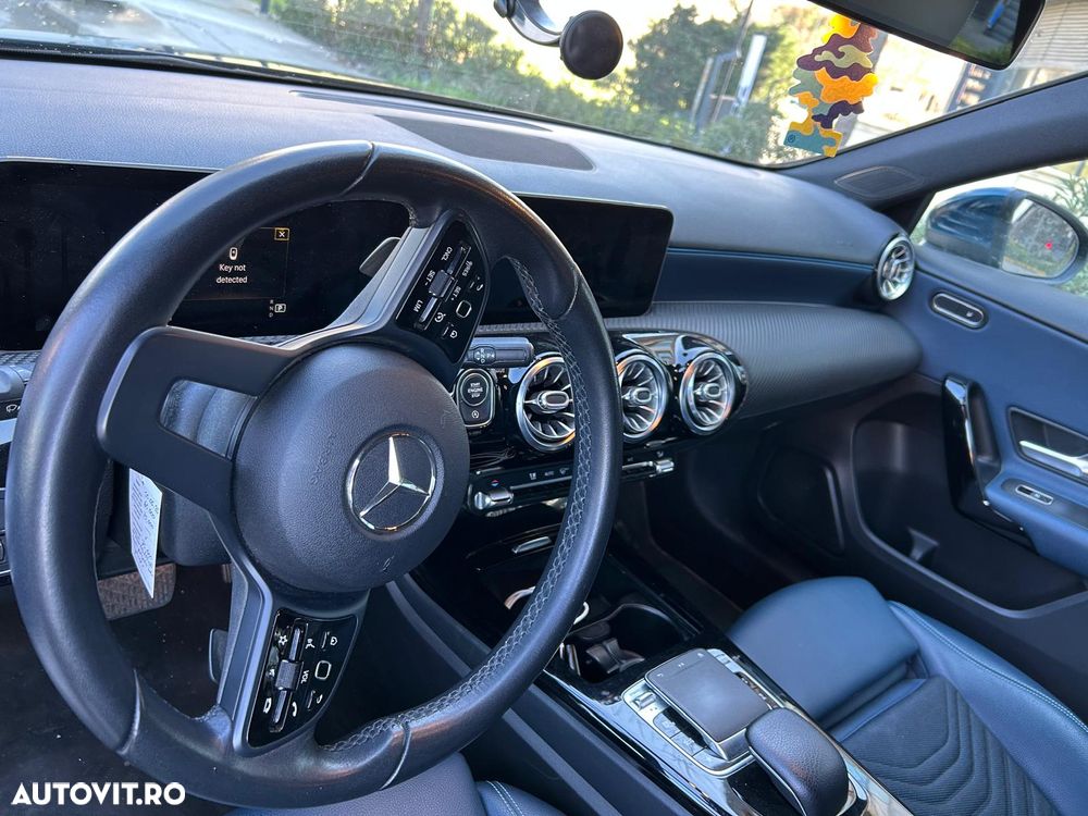 Mercedes-Benz A 200 - 8