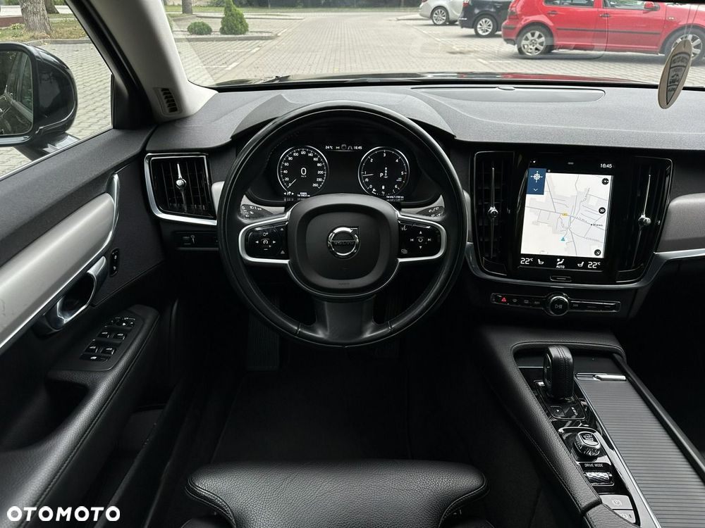 Volvo V90 - 16