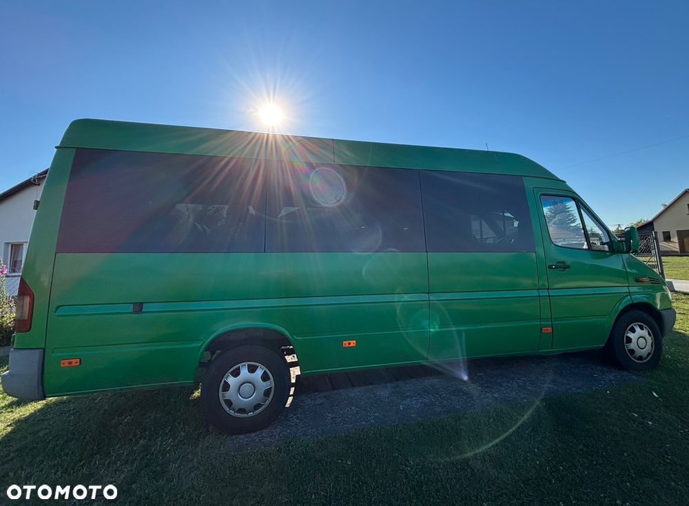 Mercedes-Benz Sprinter - 18