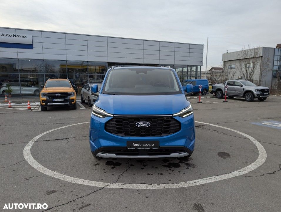 Ford Tourneo Custom - 2