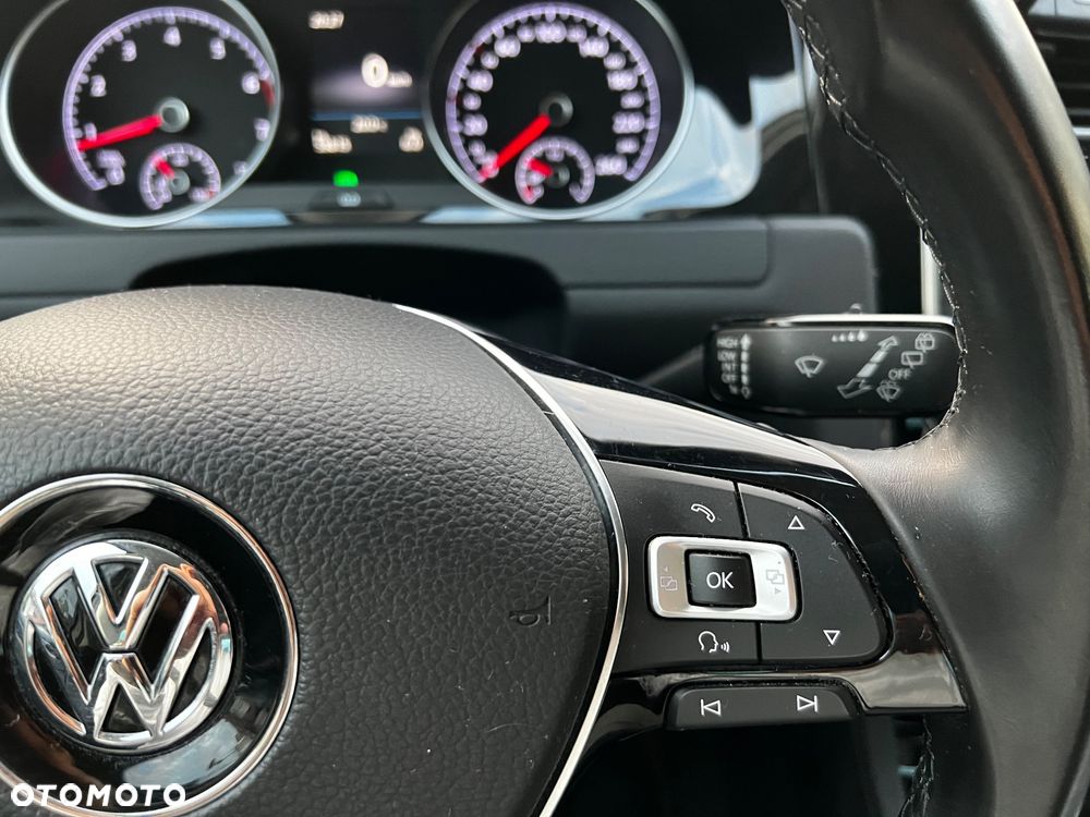 Volkswagen Golf 1.4 TSI BMT Highline - 11