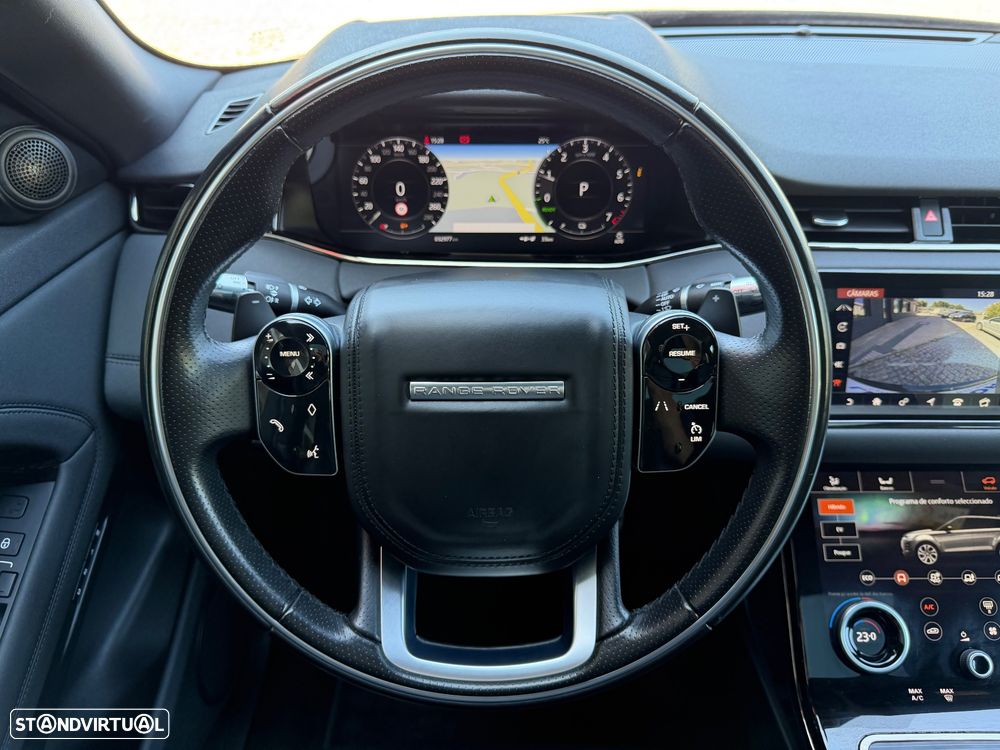 Land Rover Range Rover Evoque P300e R-Dynamic SE - 11