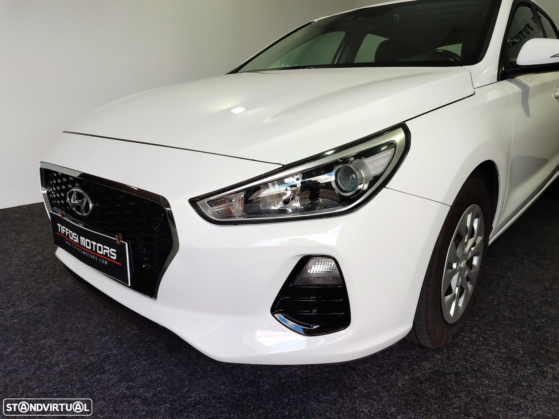 Hyundai i30 1.6 CRDI Blue Comfort - 4