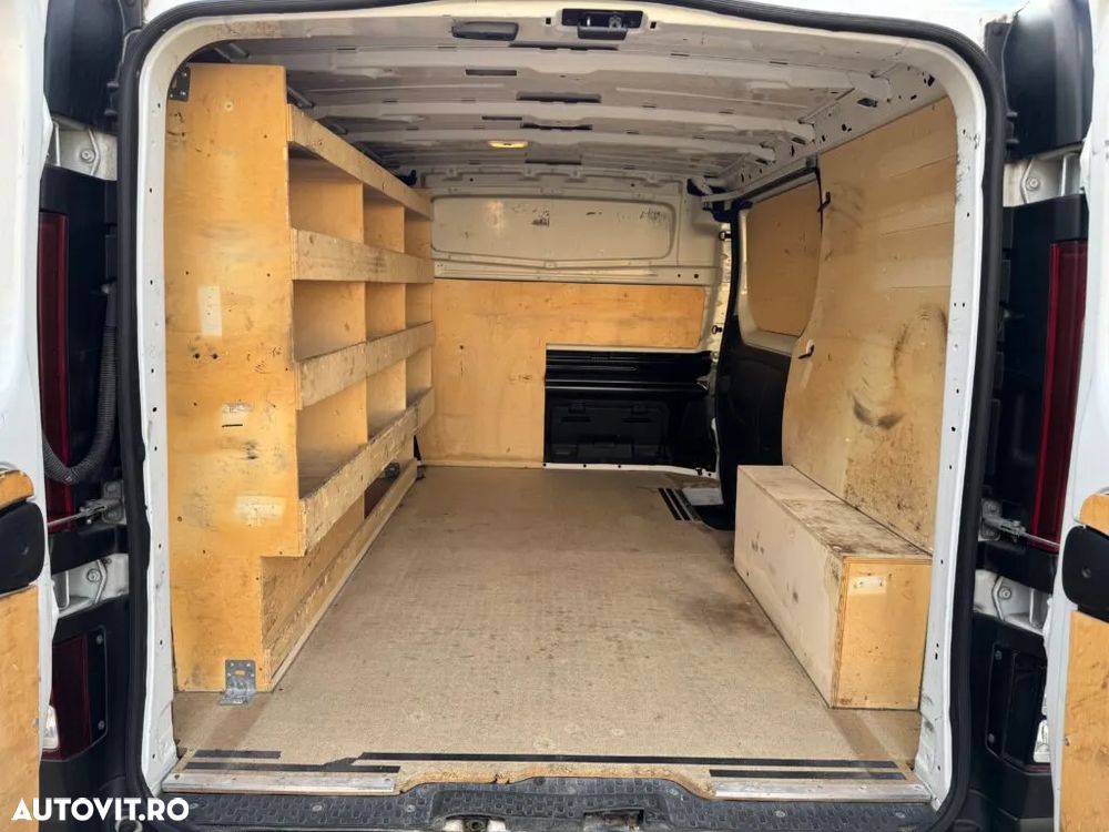 Renault Trafic GRAND CONFORT 1.6 dci 95 CP - 10