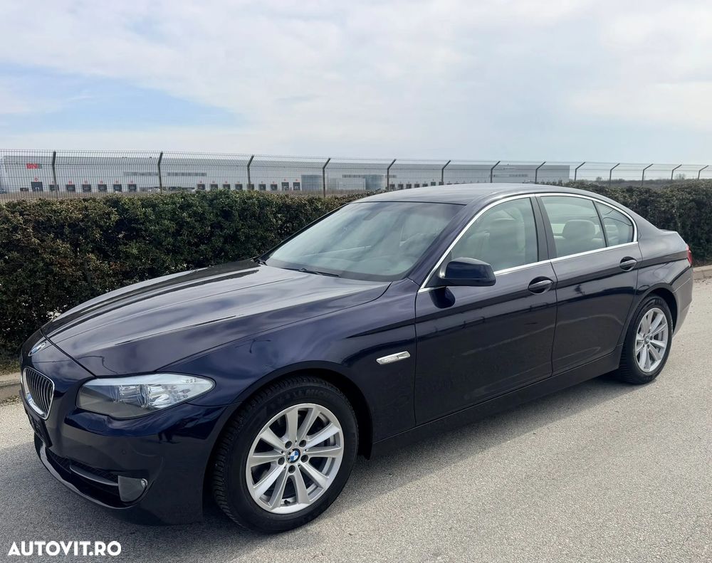BMW Seria 5 520d Efficient Dynamics Edition - 15
