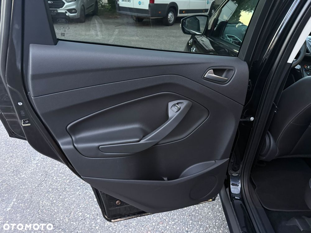 Ford Kuga 2.0 TDCi 2x4 Trend - 27