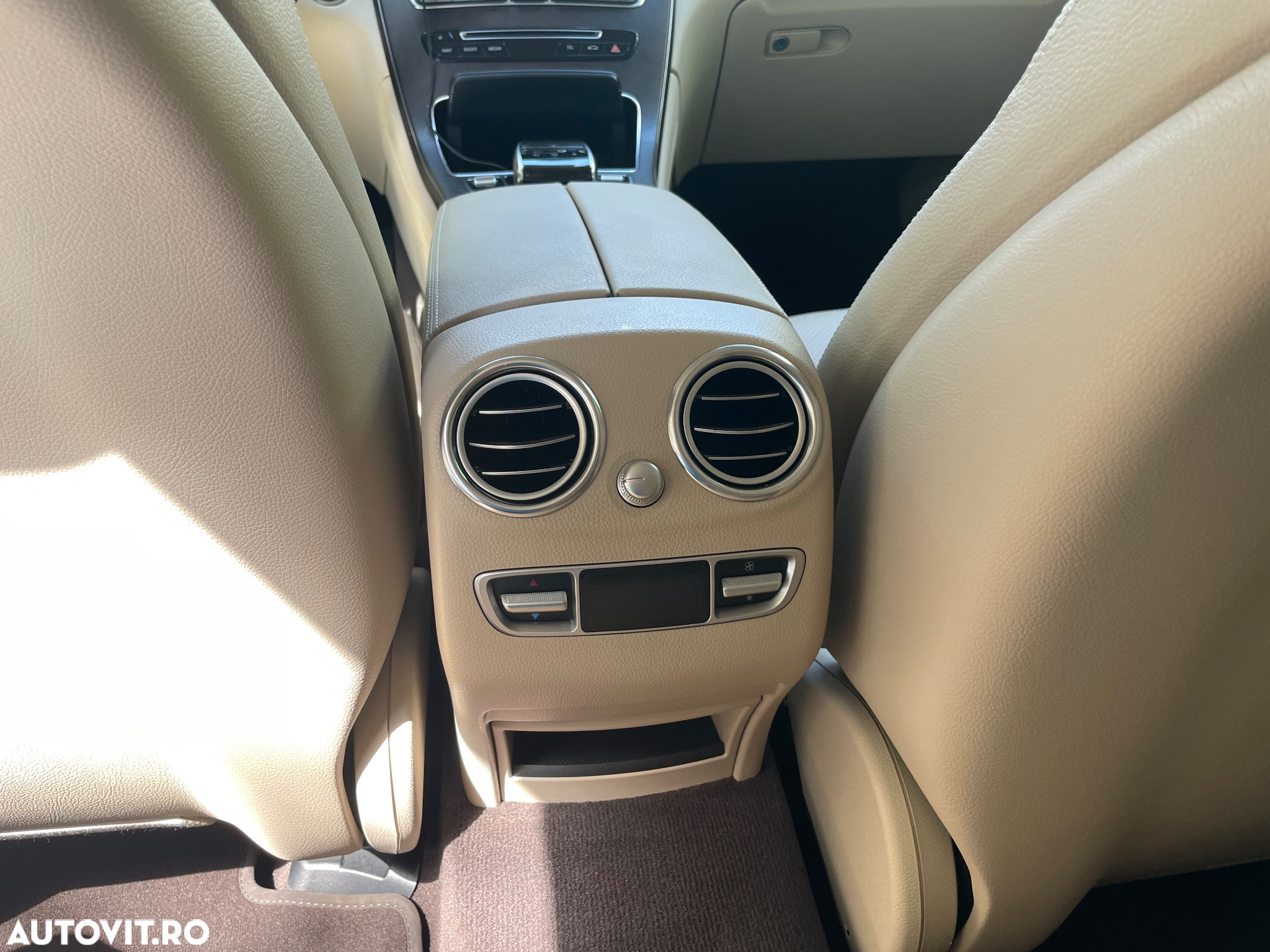 Mercedes-Benz GLC 220 d 4MATIC - 7