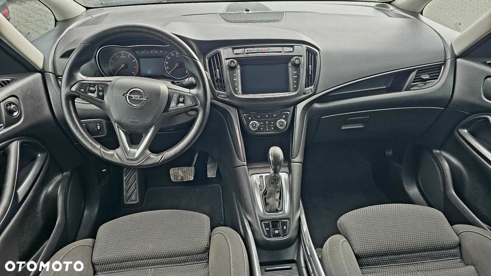 Opel Zafira Tourer 1.6 SIDI Turbo Innovation - 18