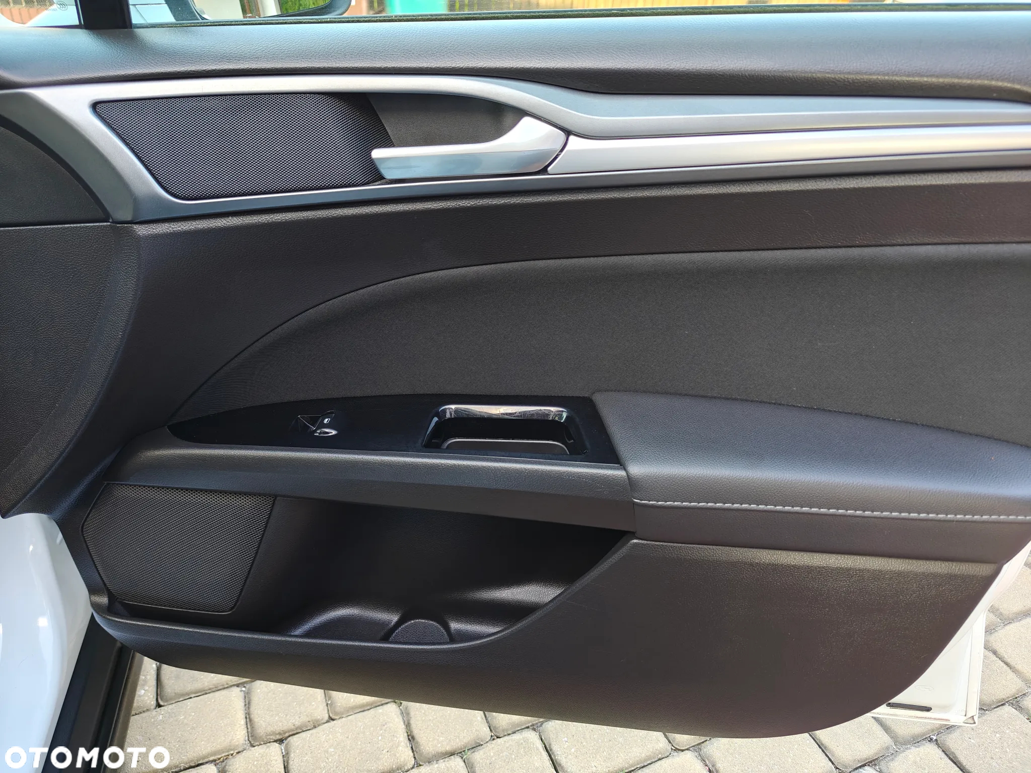 Ford Mondeo 2.0 TDCi PowerShift-Aut Allrad Business Edition - 32