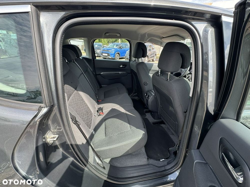 Peugeot 3008 - 25