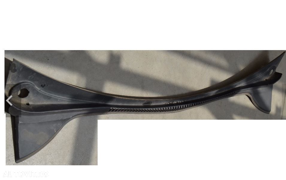 Grila sub parbriz Seat Leon 2005-2012, originala cod 1P0853185B; din dezmembrari - 1