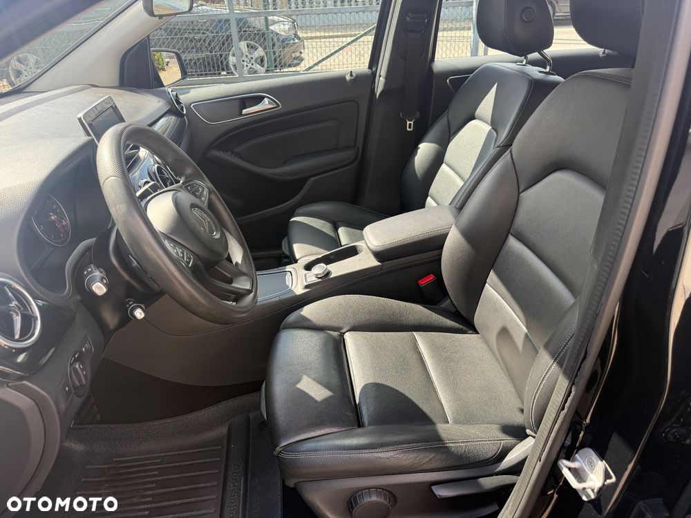 Mercedes-Benz Klasa B 200 d 7G-DCT Edition - 17