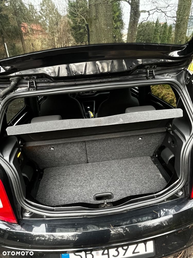 Volkswagen up! club - 5