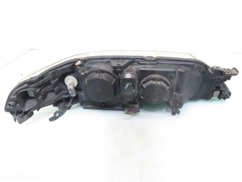 LAMPA LEWA PRZEDNIA RENAULT LAGUNA II Grandtour 8200002845 89004687 - 6