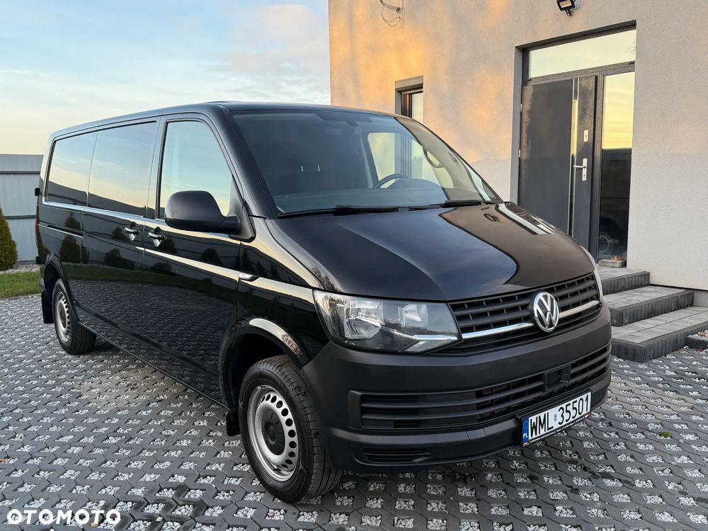 Volkswagen Transporter - 1