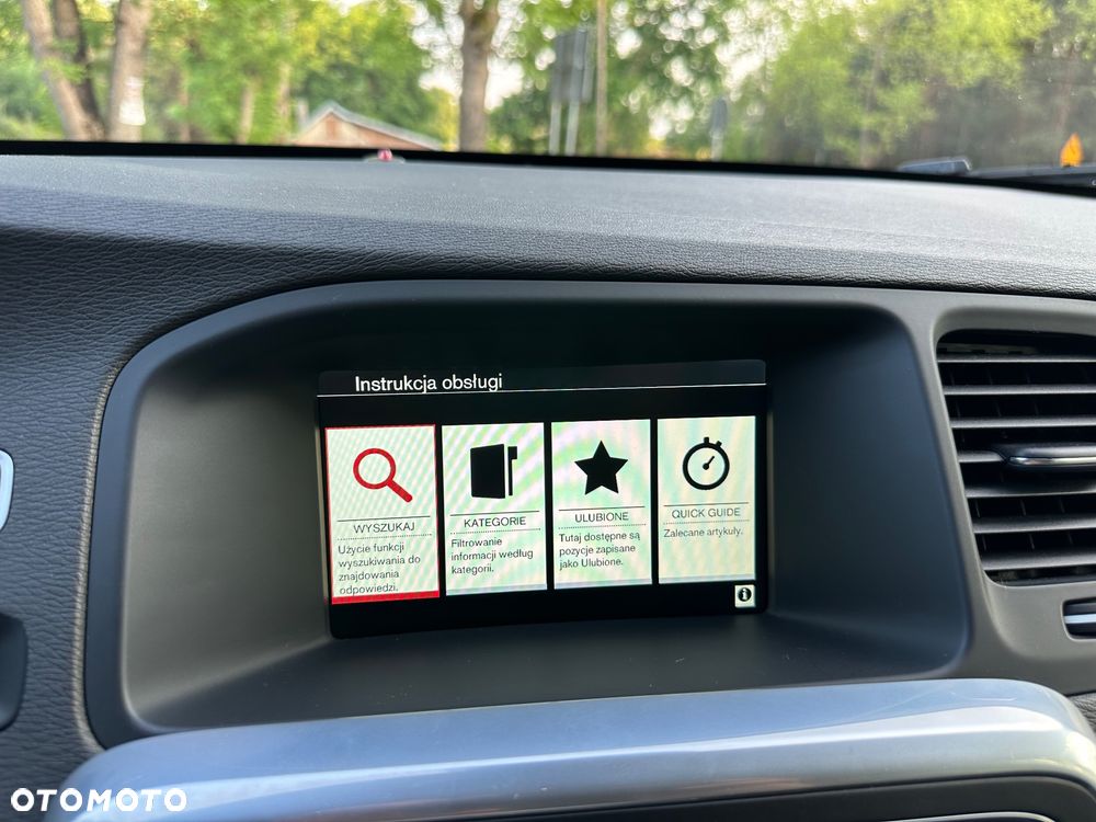 Volvo V60 D3 Geartronic Momentum - 33