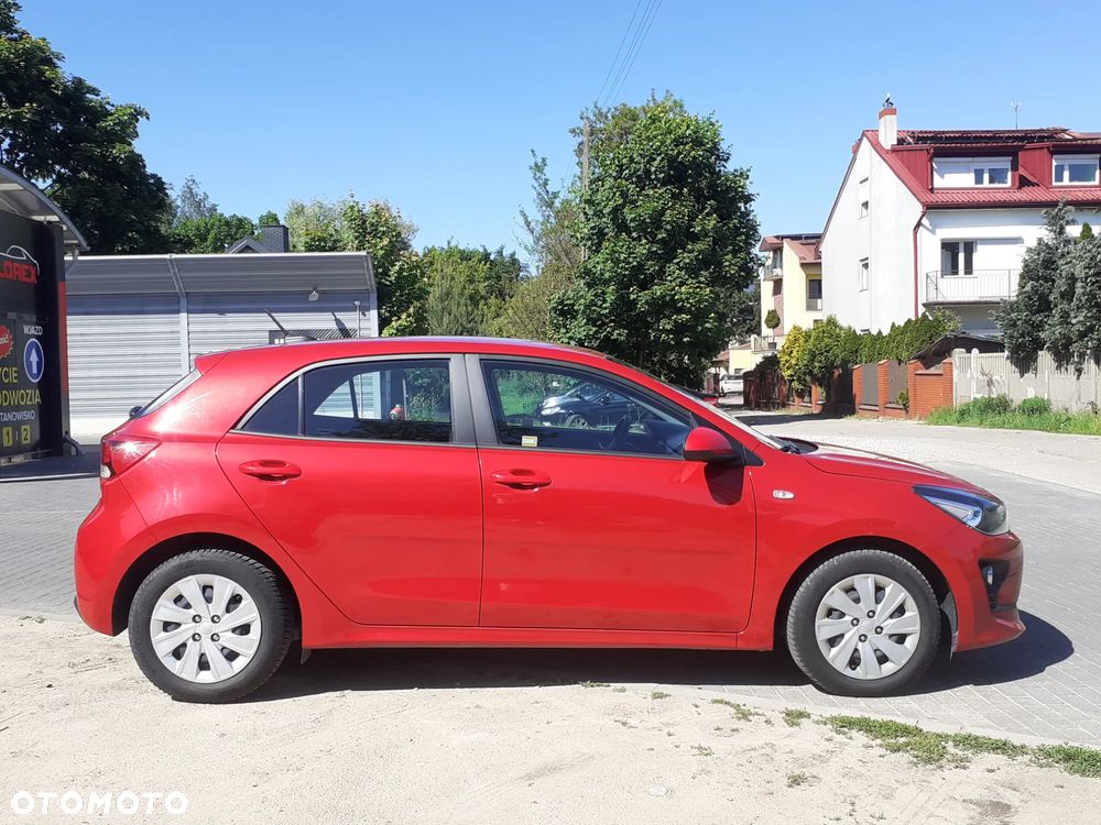 Kia Rio - 6