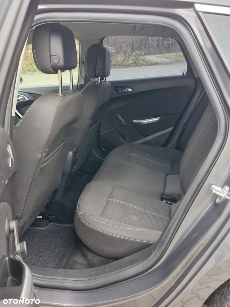 Opel Astra 1.4 T Cosmo - 19