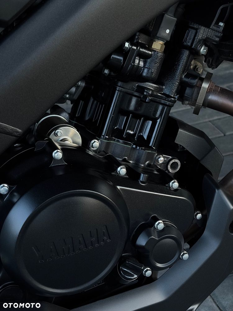 Yamaha MT - 6