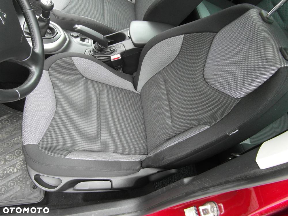 Peugeot 308 120 VTi Active - 17