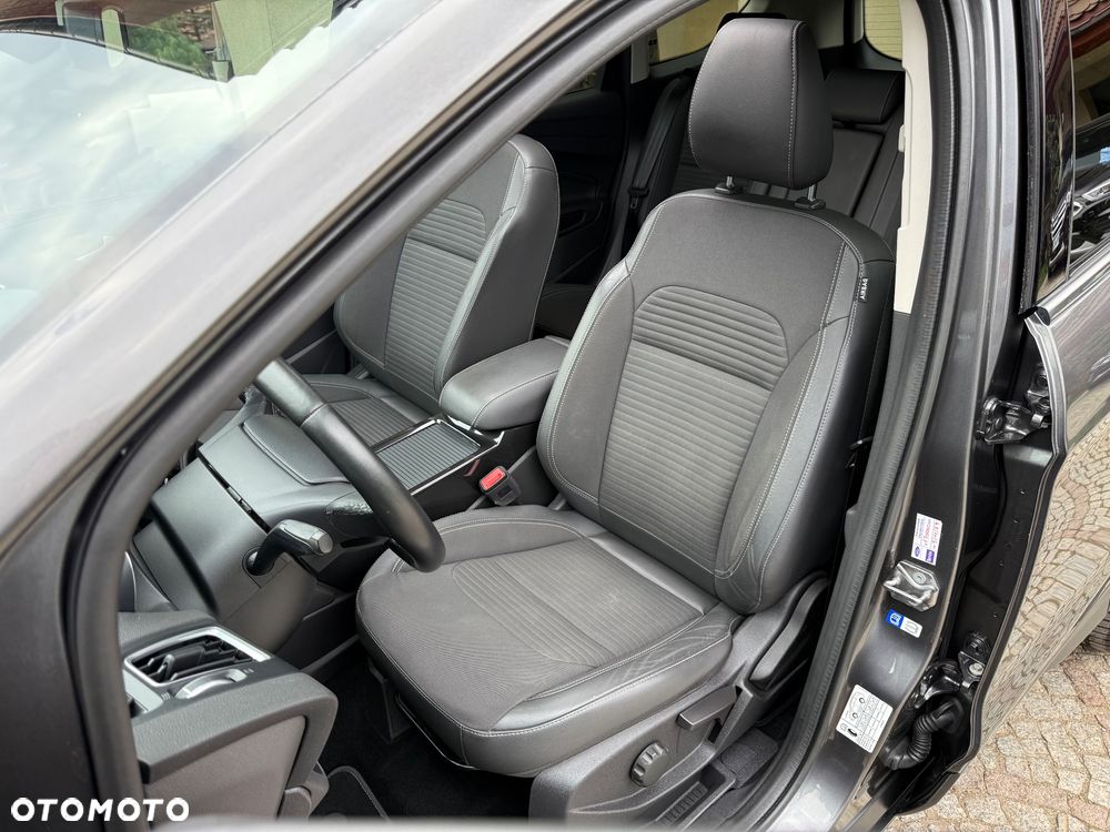 Ford Kuga 2.0 TDCi 4x4 Titanium - 19