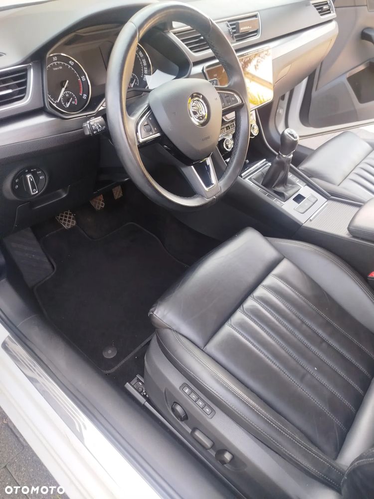 Skoda Superb 1.6 TDI GreenLine - 7
