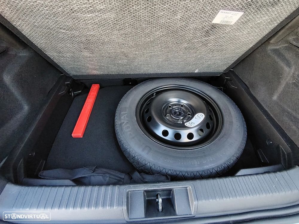 Renault Captur 1.6 E-Tech Full Hybrid Techno - 25