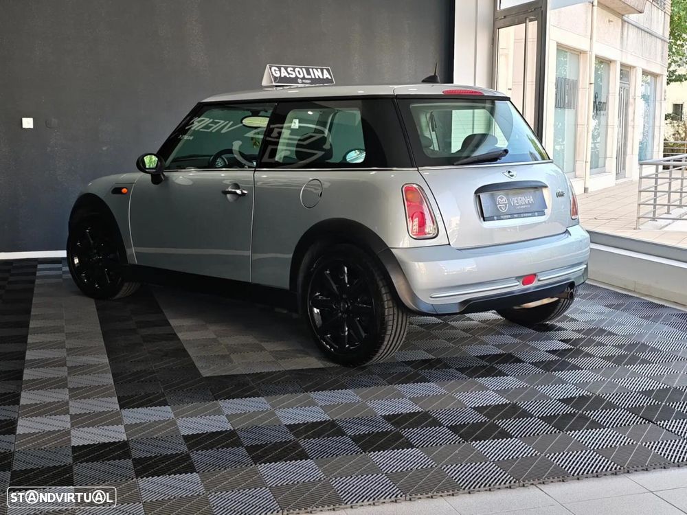MINI 3 Portas - 21
