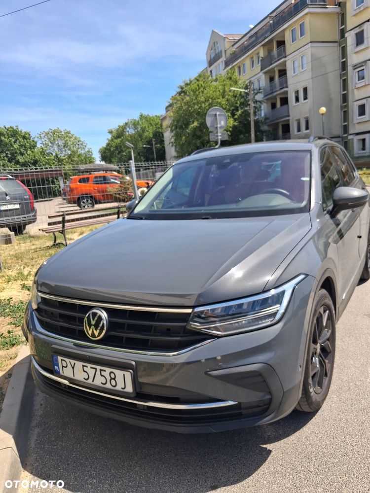 Volkswagen Tiguan - 2