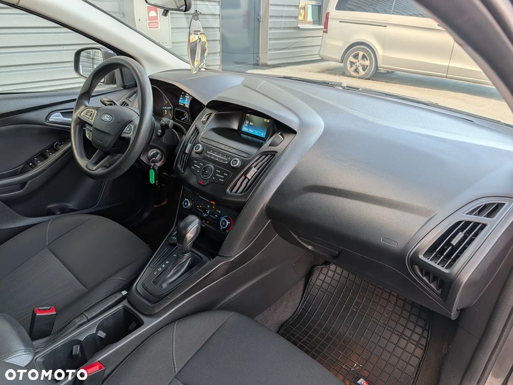 Ford Focus - 13