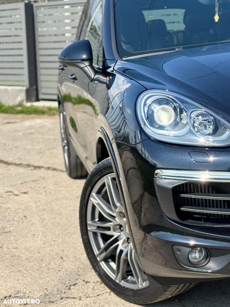 Porsche Cayenne Platinum Edition - 5