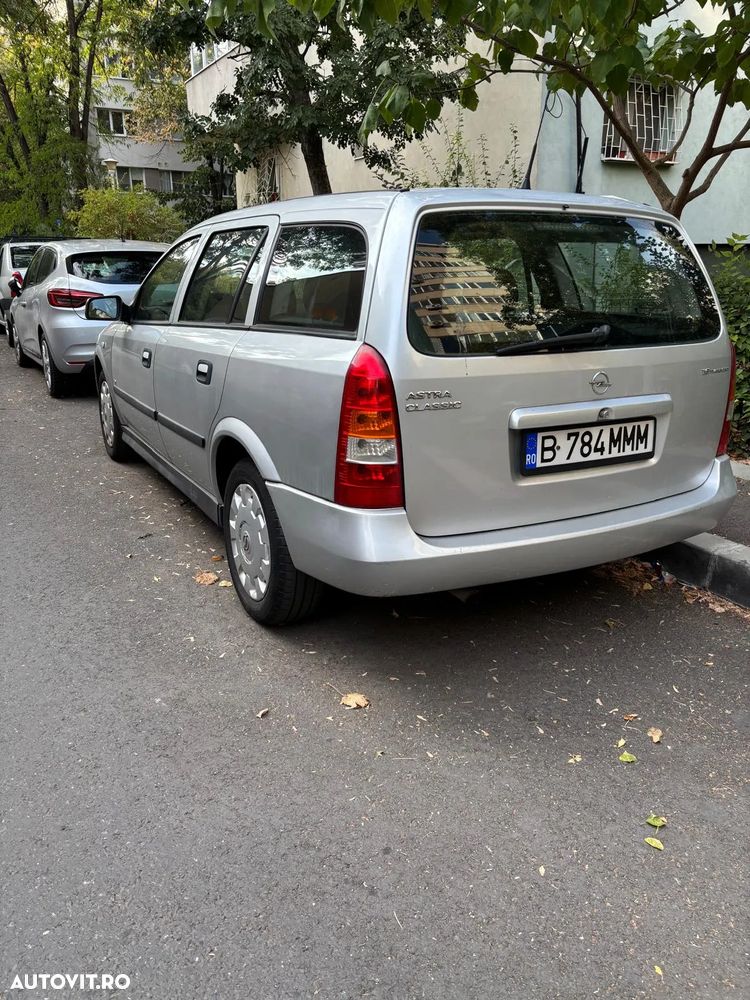 Opel Astra 1.6 Caravan - 5