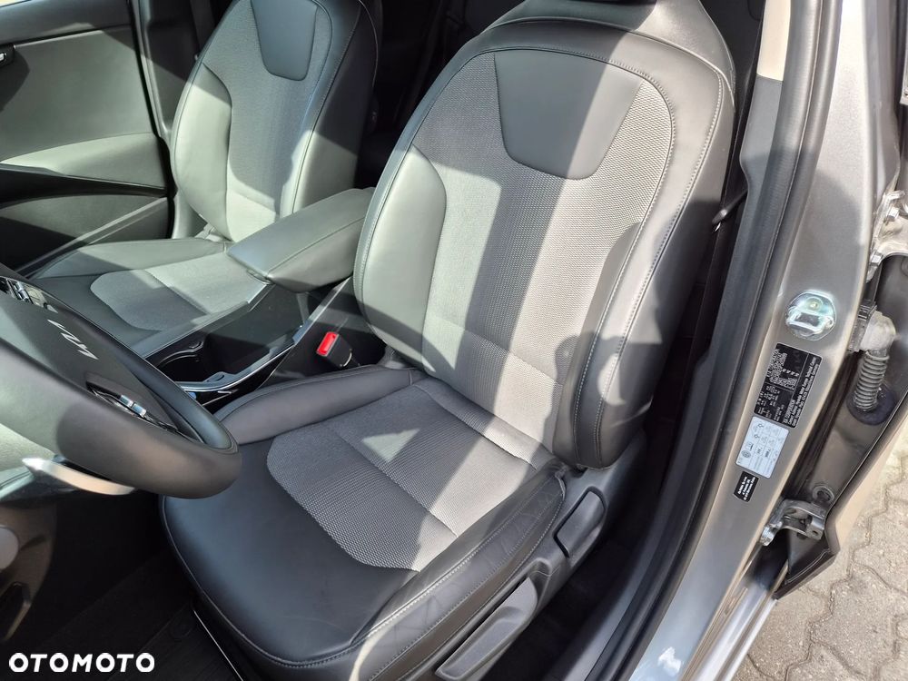 Kia Niro 1.6 GDI Hybrid L - 20