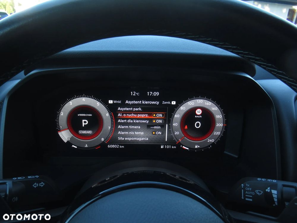 Nissan Qashqai 1.3 DIG-T N-Connecta DCT - 33