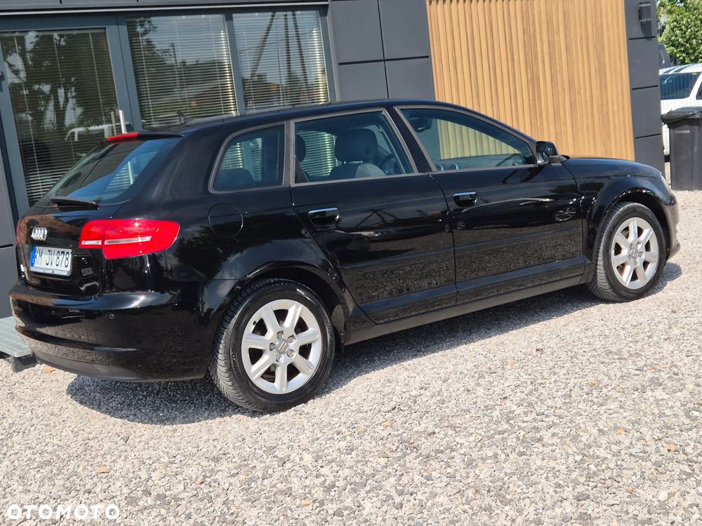 Audi A3 Sportback 1.6 TDI Ambiente - 13