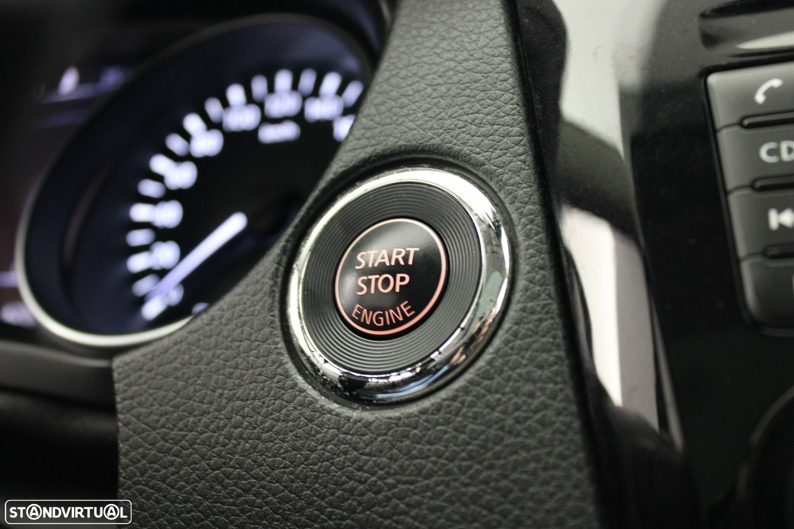 Nissan Qashqai 1.5 dCi N-Connecta - 8