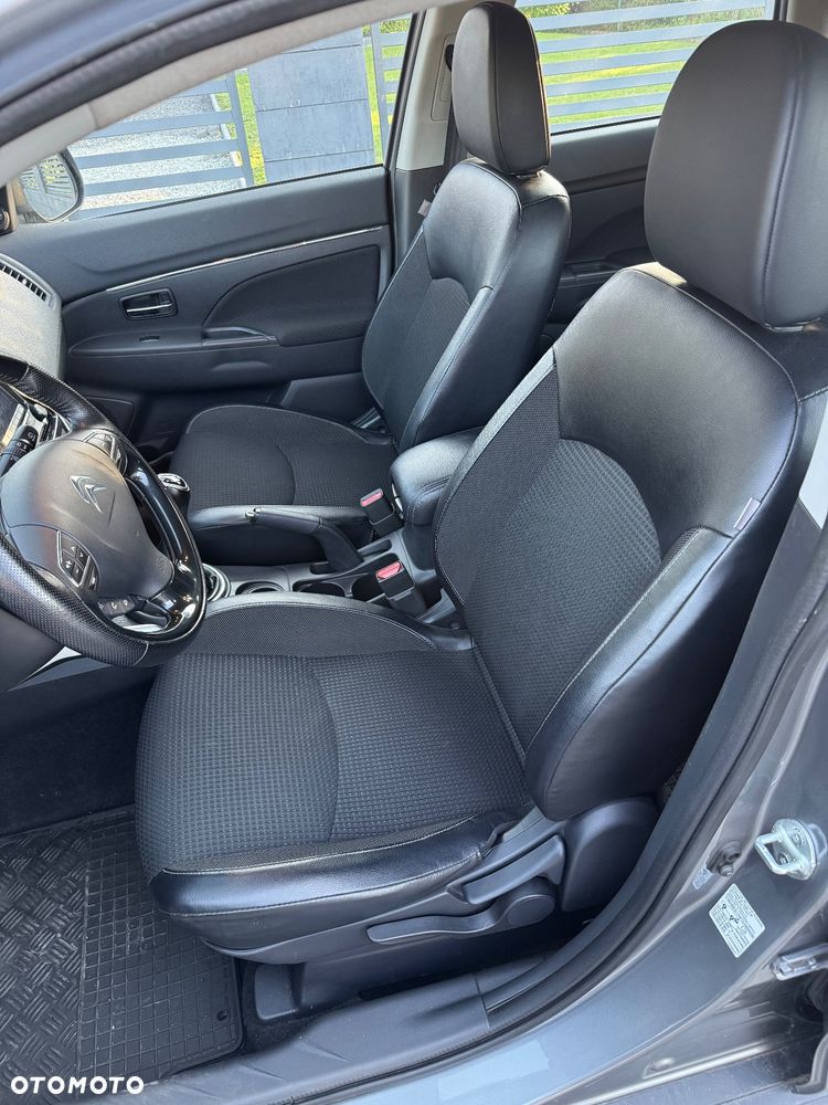 Mitsubishi ASX - 11