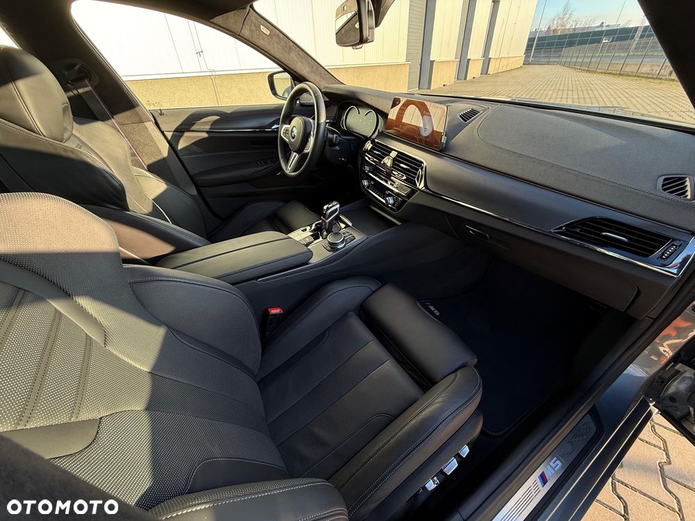 BMW M5 - 18