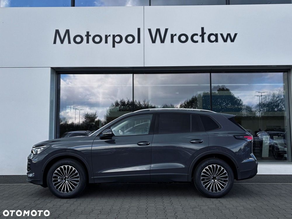 Volkswagen Tiguan - 3