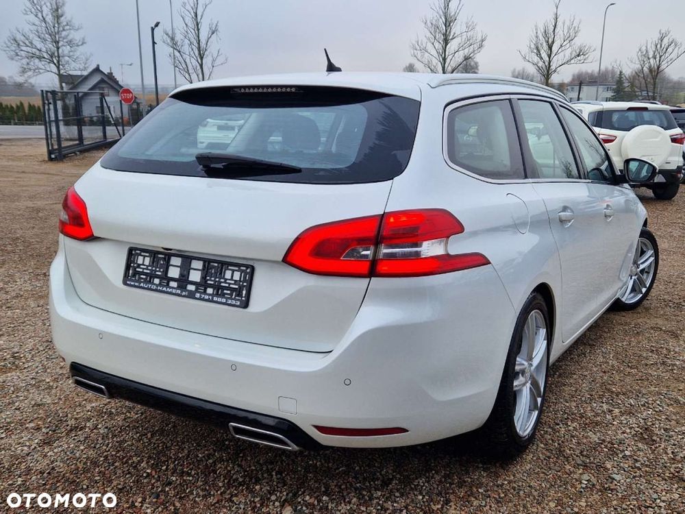 Peugeot 308 - 24
