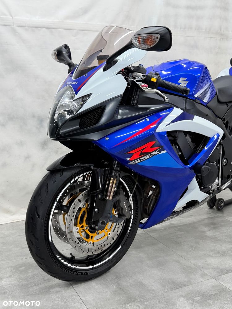 Suzuki GSX-R - 17