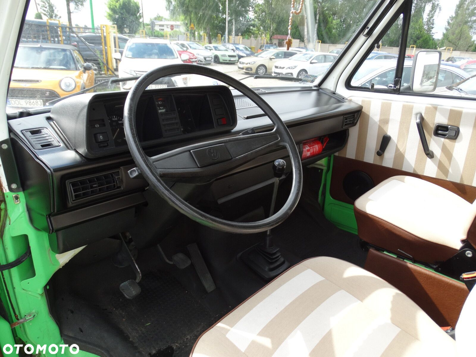 Volkswagen Transporter - 14