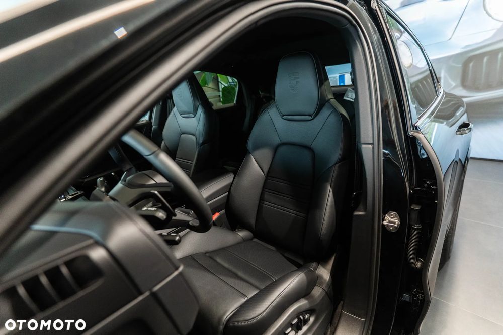 Porsche Cayenne Black Edition - 11