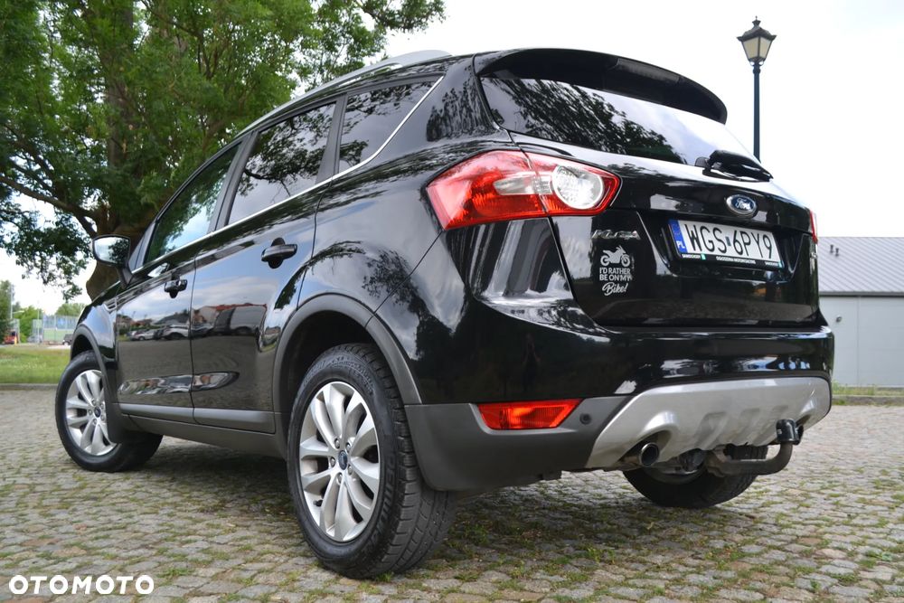 Ford Kuga 2.0 TDCi 2x4 Titanium - 9