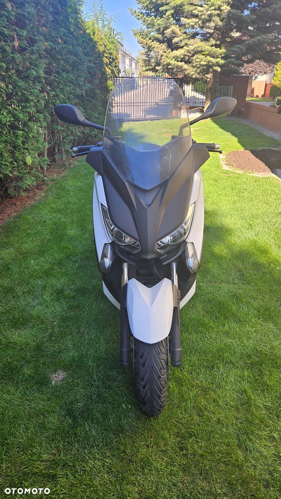 Yamaha X-max - 10