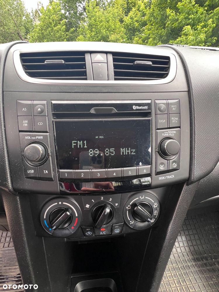 Suzuki Swift 1.2 30 Jahre - 10