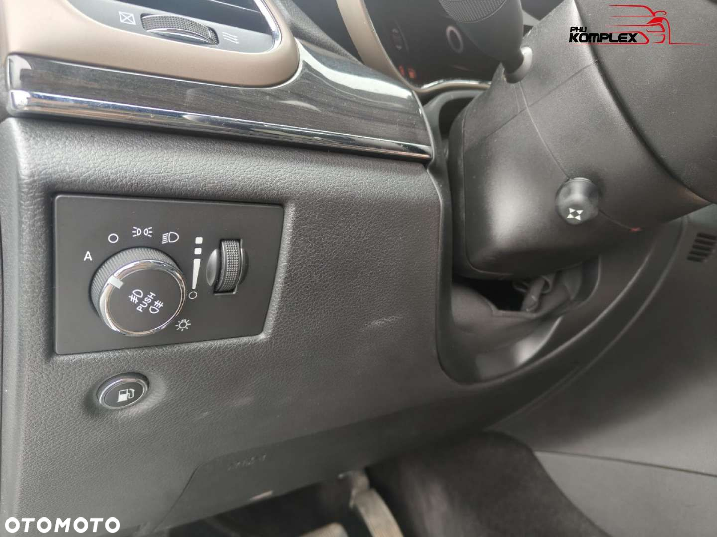 Jeep Grand Cherokee - 36