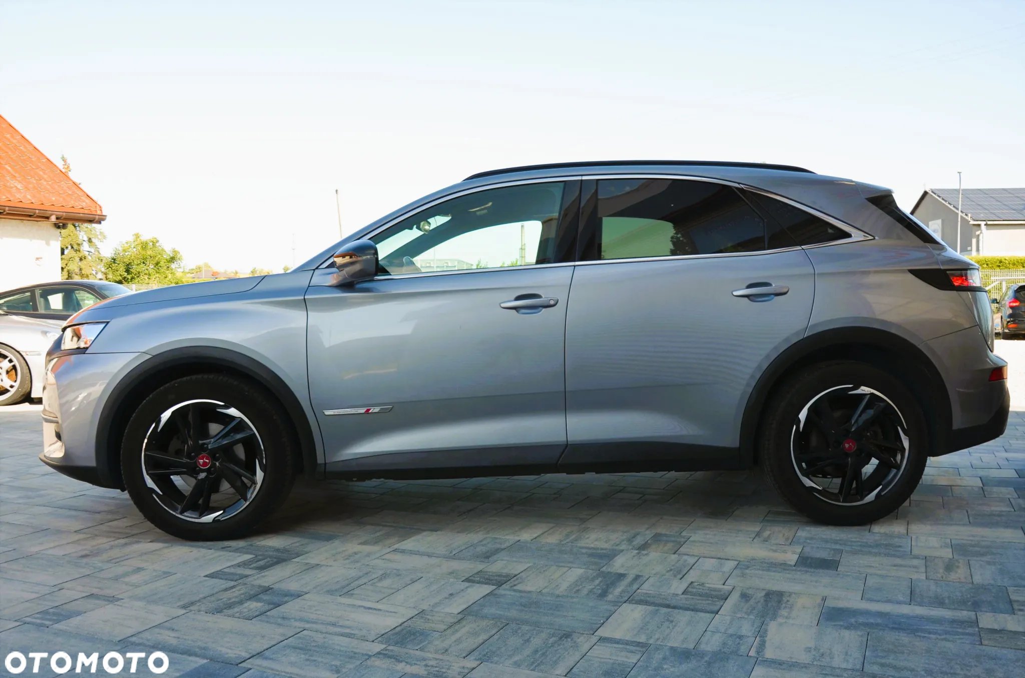 DS Automobiles DS 7 Crossback 1.6 PureTech Performance Line + - 7