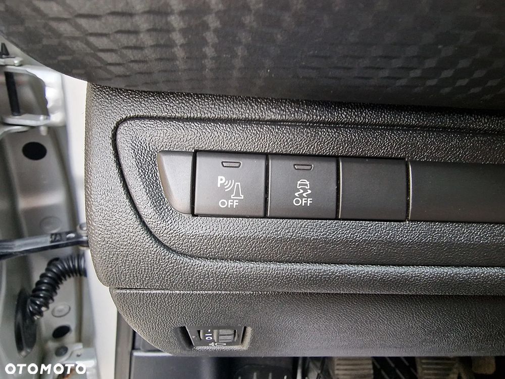 Peugeot 208 PureTech 82 Active - 16