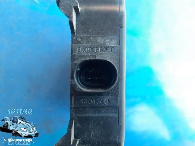 VALVULA AR ADICIONAL SEAT IBIZA III 2007 -6Q0906625C - 9